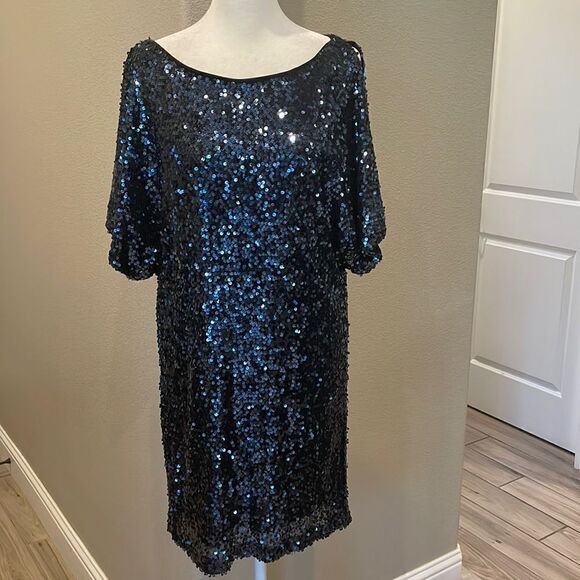 Cache Sequin Mini Oversized Shirt Style Holiday Dress Size 4 - Picture 1 of 4